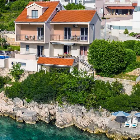 Seaside Family Friendly House With A Swimming Pool Razanj, - 25548 רוגוזניצה